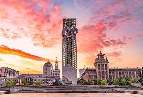 鞍山铁东90台老旧电梯焕新记：银河集团(galaxy)用科技托起上下楼的幸福